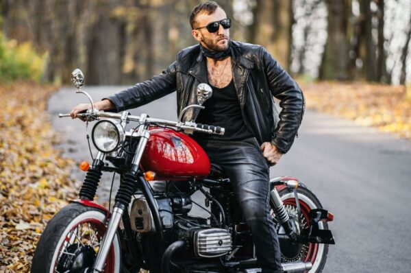 Vintage Motorcycle Jackets for Everyday Streetwear – Timeless Style Meets Modern Comfort